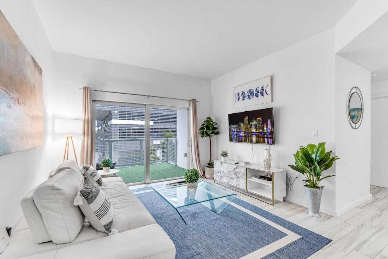 Lovely Unit Mins From Wynwood With Free Parking Μαϊάμι Εξωτερικό φωτογραφία