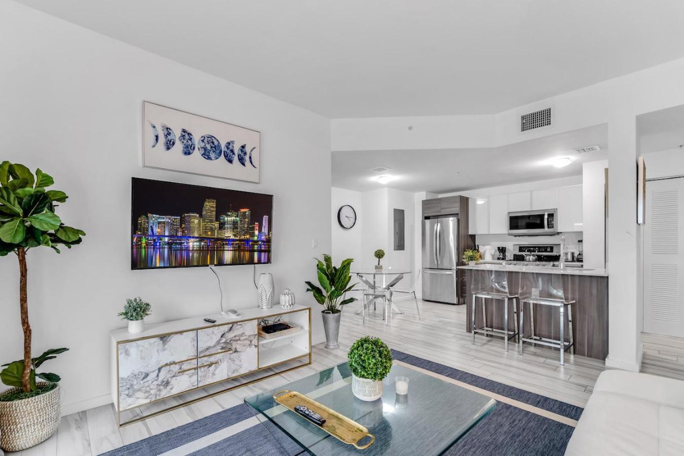 Lovely Unit Mins From Wynwood With Free Parking Μαϊάμι Εξωτερικό φωτογραφία