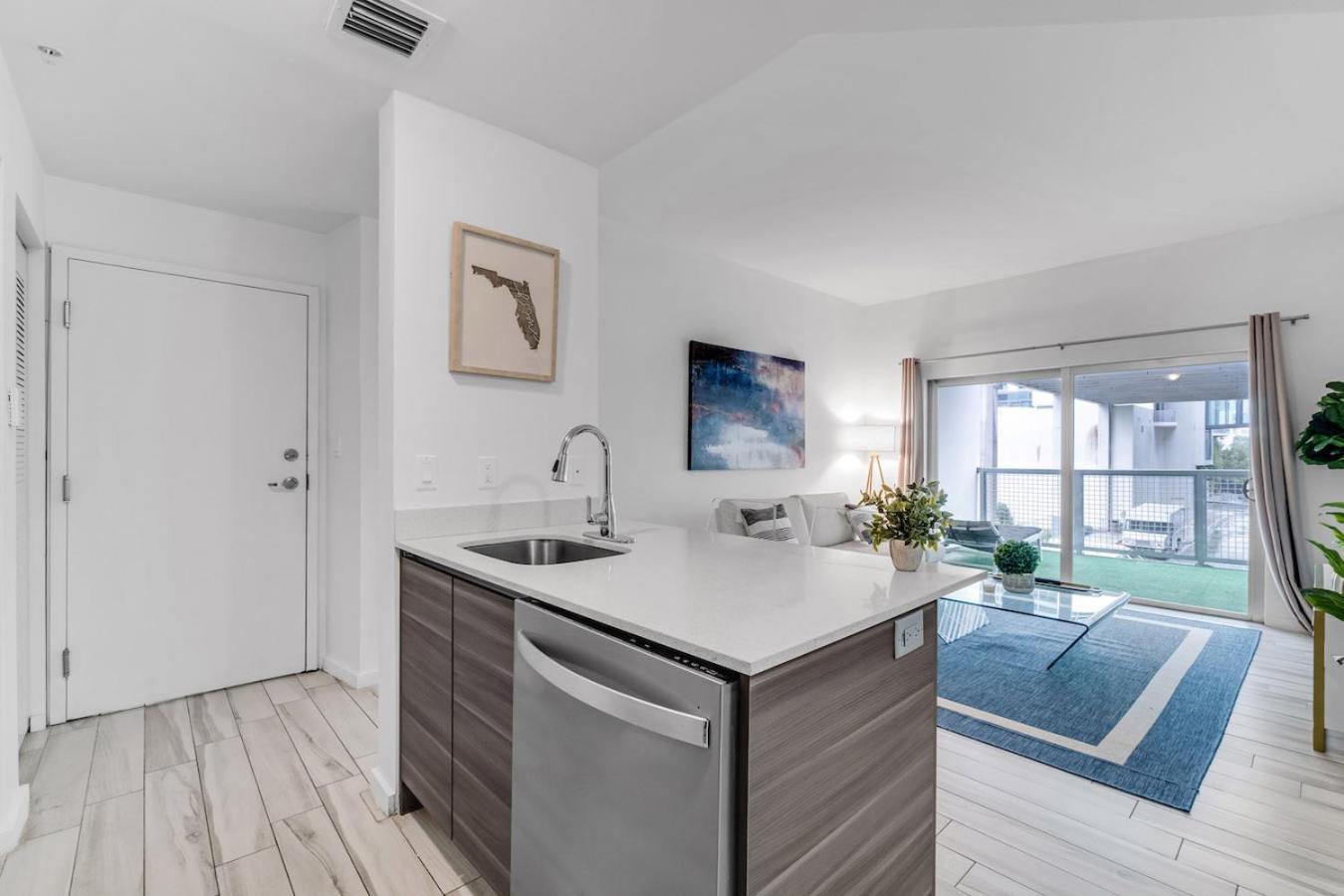 Lovely Unit Mins From Wynwood With Free Parking Μαϊάμι Εξωτερικό φωτογραφία
